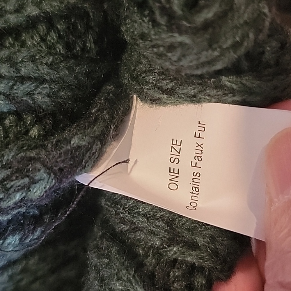 🍃 NWT Choose Your Pom Style beanie kids - Picture 4 of 4